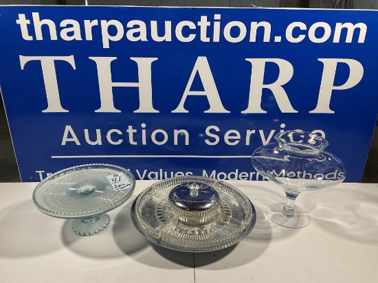 3 pieces of glassware