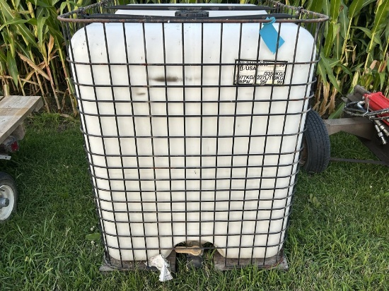 300 Gal Caged Tote