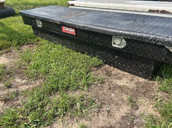 DeeZee Pickup Tool Box