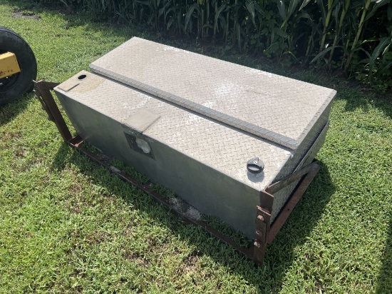 Fuel tank/ tool box Combo
