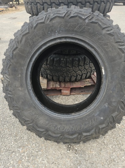 Thunderer atrac Grip M/T tires 35X12.50R