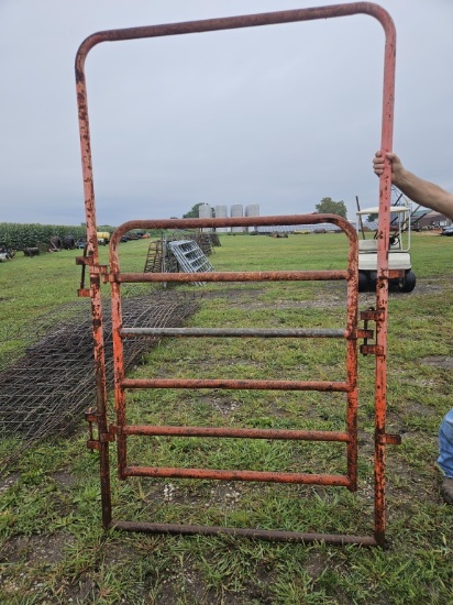 5ft walk thru gate