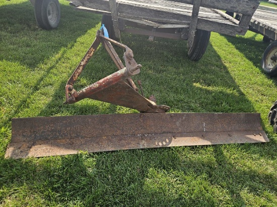 Rear mount 3 point blade 8 foot