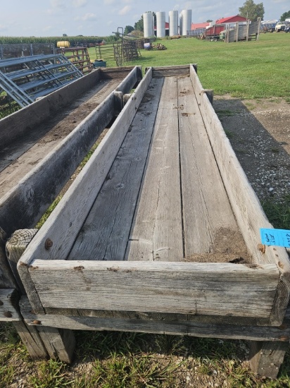 16 foot wooden feed bunk