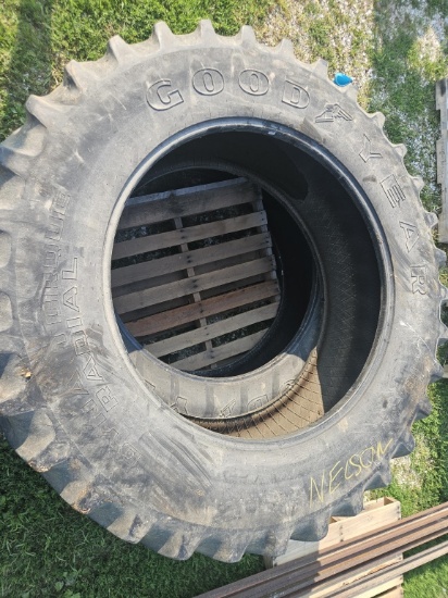 Tractor tire 18.4R42