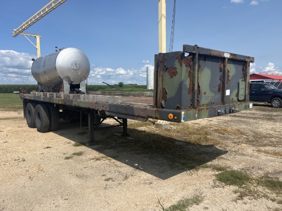 1992 Dyna Weld Sprayer Trailer