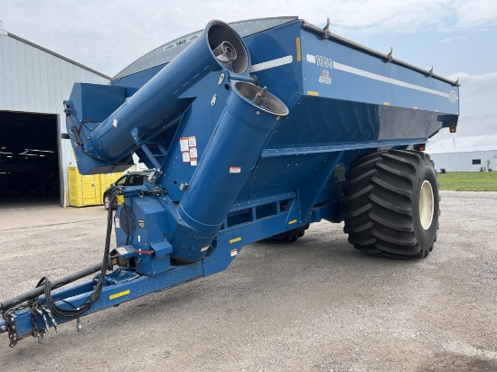 2008 Kinze 1050