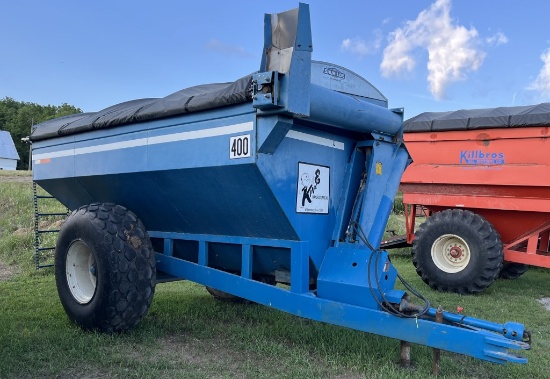 Kinze 400 Grain Cart