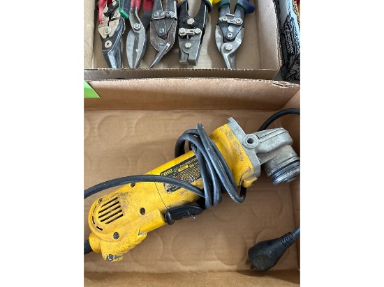 DeWalt Power 4 Angle Grinder