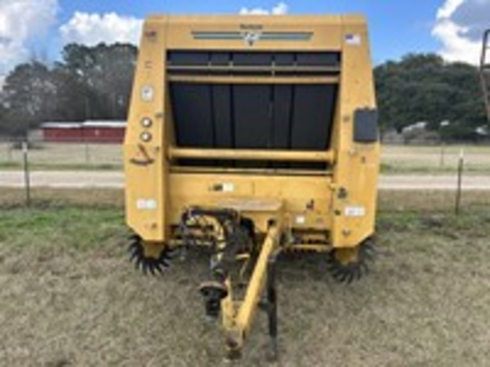 Vermeer 605L Baler SN: 1VRR141E01000377. New belts, New drive train, and new drive sprocket.