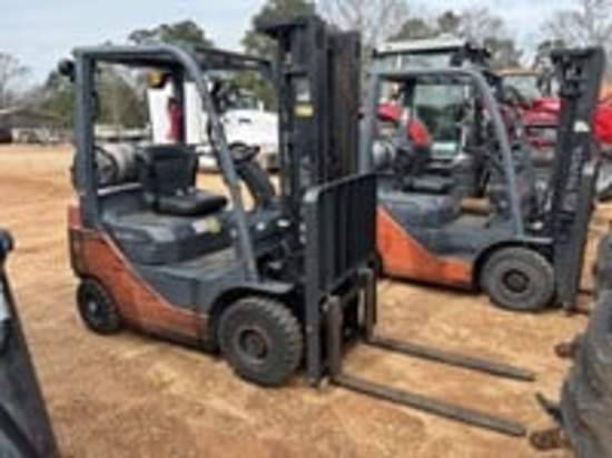 Toyota 8FG015 Propane Fork Lift SN: 34572 Hours: 15235