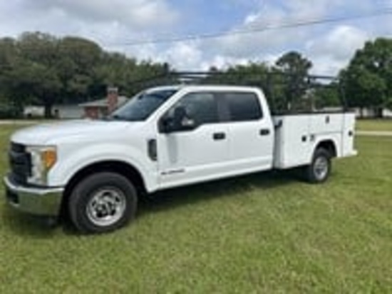 2017 Ford F350 XL with Tool Box Body