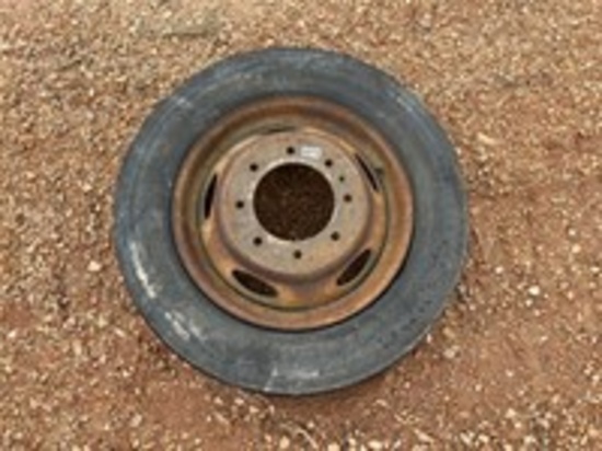Toyo 225/70R 19.5 Tire