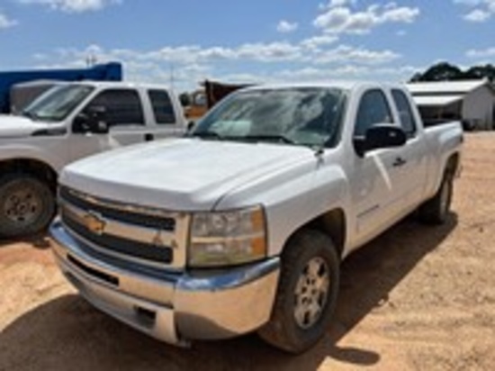 2011 Chevrolet Silverado K10753