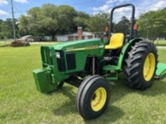 John Deere 5205 Tractor