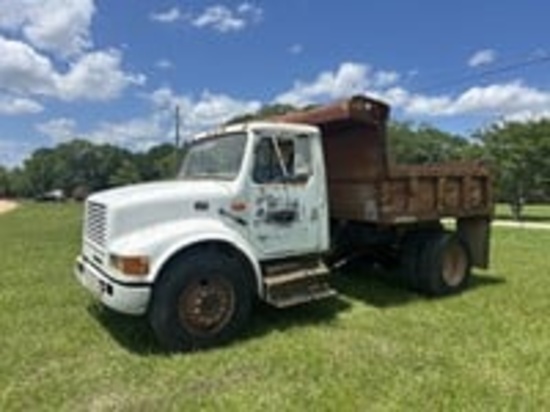 1999 Navistar 4700 Dump Truck