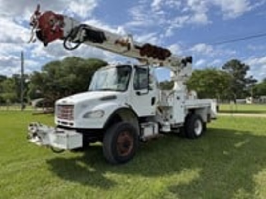 2009 Freightliner Business Class M2