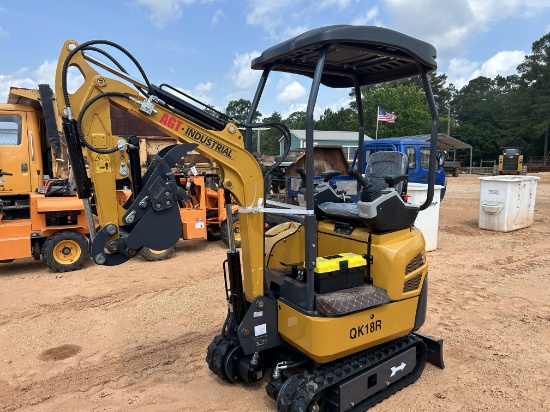 "2025 AGT QK18R Mini Excavator Unused RATO ,13.5HP,8.6KW,with pilot system, Gasoline Engine with EPA