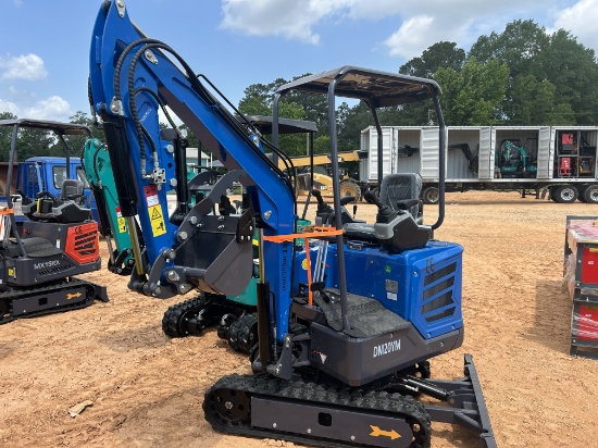 "2025 AGT DM20 Mini Excavator Unused serial #: DM20YM20250000002