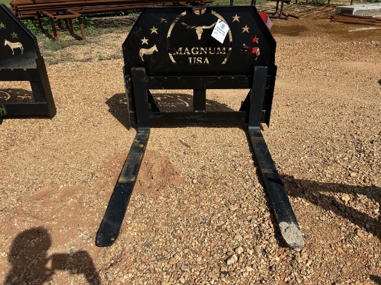 Magnum USA Pallet Forks