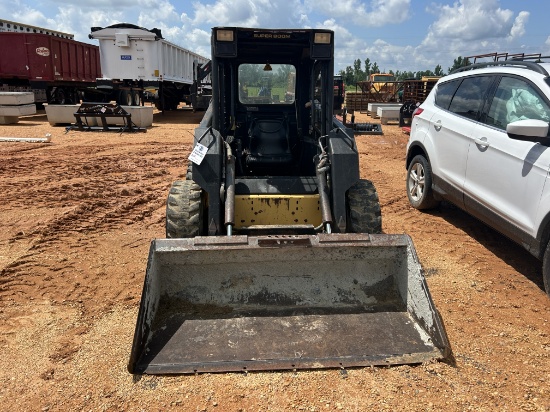 New Holland L565