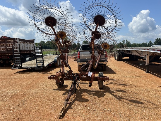 Gehl 418 Hay Rake