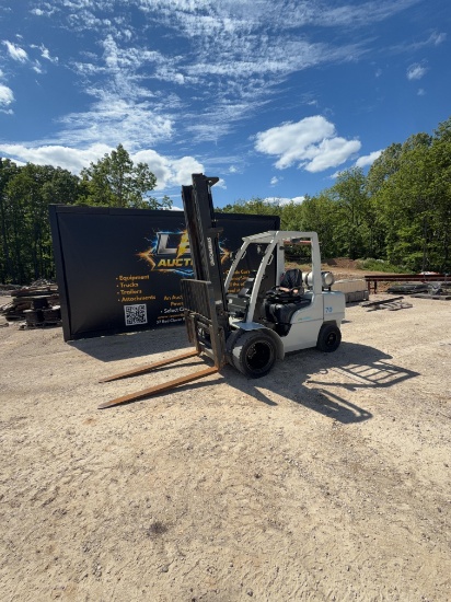 Used Unicarrier 11,335lb Forklift Lpg