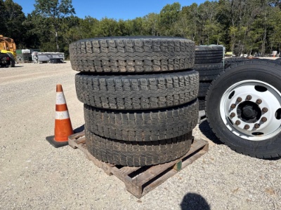 Pallet Of Used Ironhead Commercial Semi Truck Tires