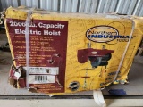 2000 lb Capacity Electric Hoist