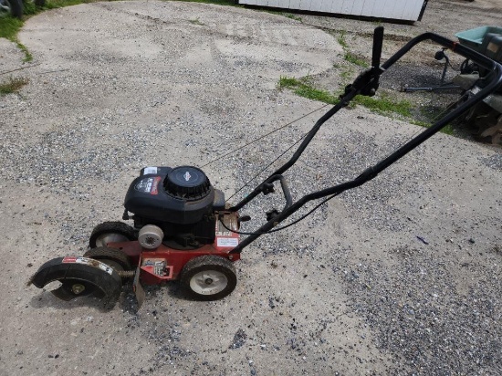 Troy-Bilt 9.0" Lawn Edger 3 position Bevel Cut