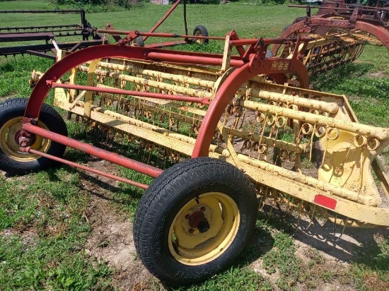 New Holland 56 Hay Rake - brand new tires