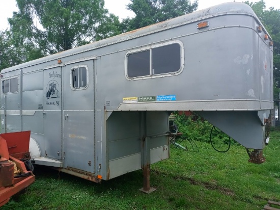 2 Horse Trailer w/ Tack Room Imperfections on two tires.