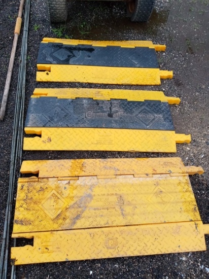 3 Multi-Channel Cable Protective Cover Ramp