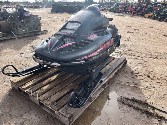 1995 Ski Doo Mach-1 670 Snowmobile (Has Reg. Card)