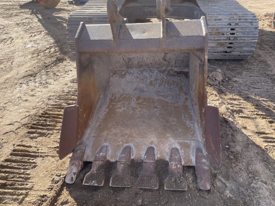 CF 53" 6-Tooth Excavator Bucket