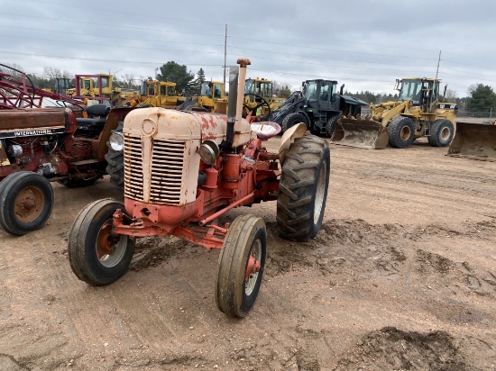 Case 410 Wide Front Tractor
