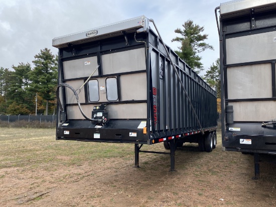 2022 Meyer Boss 9136RT Silage Trailer (Has Title in Delay)