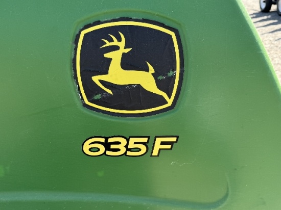 John Deere 635F, 35' Flex Header
