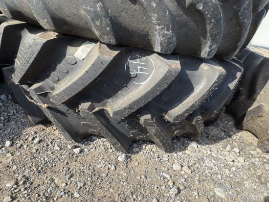 Firestone 420/85-R34 Used Tire and Agri Max 420/85-R344 New Tire
