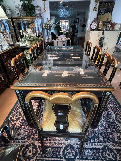 Dining Table with 8 chairs