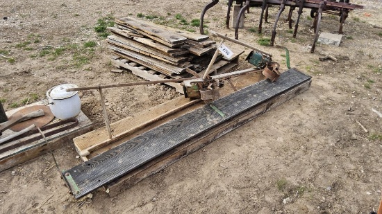 Pallet of Misc. Antique Items