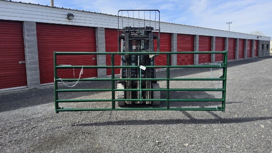 2-12ft Square Corner Green Gates