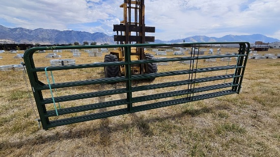 QTY (4)- 14ft Green American Gates