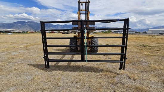 QTY (3)- 10ft Black Super Stock HEAVY DUTY Panels, 6FT TALL- SOME DAMAGE