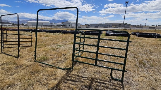 QTY (1)- 6ft x 6ft HEAVY DUTY Bullmax Walk Thru Green Gate- SOME DAMAGE