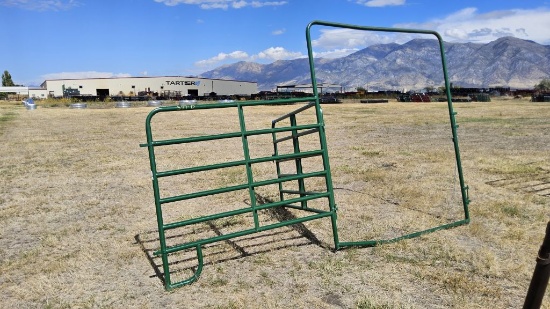 QTY (1)- 6ft x 6ft Green Walk Thru Gate- SOME DAMAGE