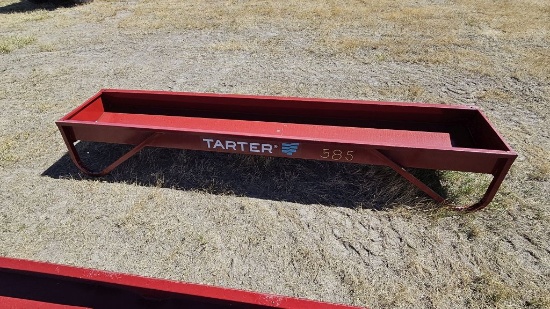 10ft Red Metal Grain Feeder