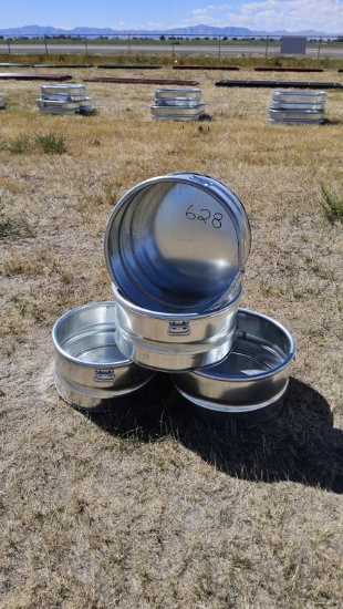 QTY (4)- 1ft x 2ft Round Tanks