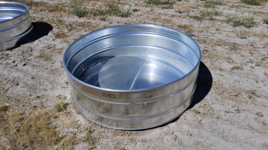 QTY (1)- 2ft x 6ft Round Tank