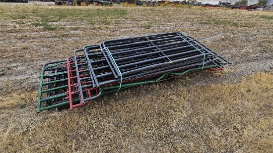 1 Scrap Bundle of Miscellaneous Panels and Gates- ALL SCRAP DAMAGED ITEMS